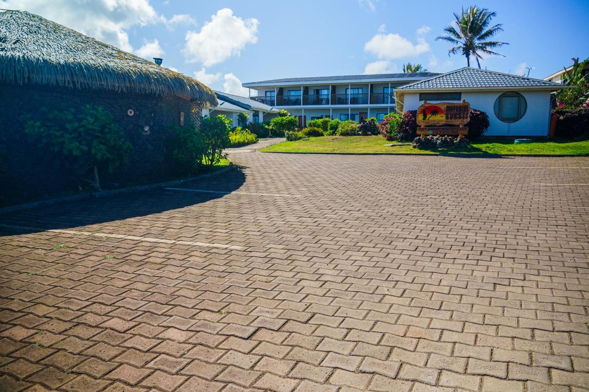 Matariki Sunset Apart Hotel Hanga Roa Ngoại thất bức ảnh